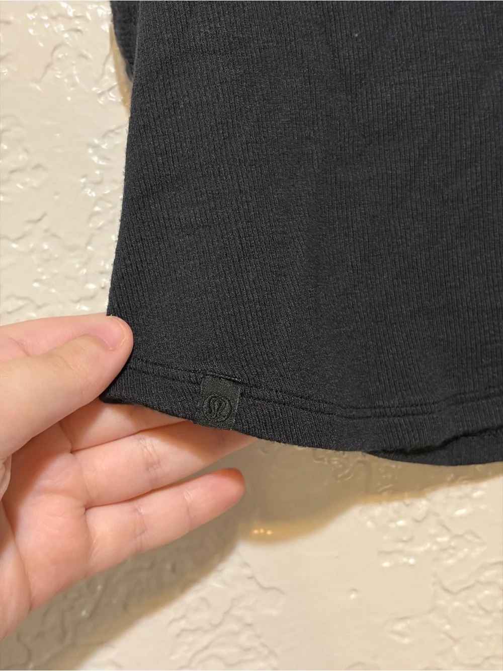 Lululemon Hold Tight Cropped Tank Top Black Size 2